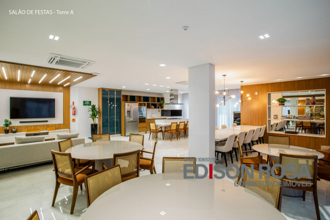 Imagem Apartamento com 3 Quartos à Venda, 101 m² em Centro - Florianópolis
