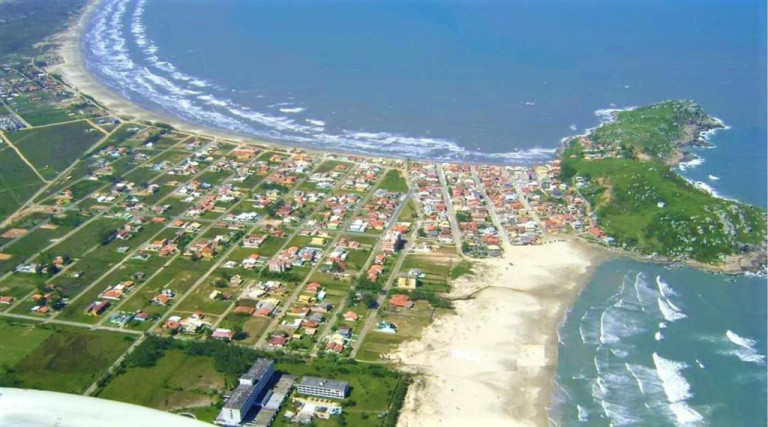 Imagem Apartamento com 12 Quartos à Venda, 1.875 m² em Itapirubá Sul - Laguna Imagem Apartamento com 12 Quartos à Venda, 1.875 m² em Itapirubá Sul - Laguna