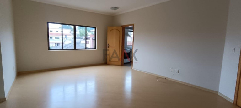 Imagem Apartamento com 2 Quartos para Alugar, 147 m² em Santa Cruz - Guarapuava Imagem Apartamento com 2 Quartos para Alugar, 147 m² em Santa Cruz - Guarapuava