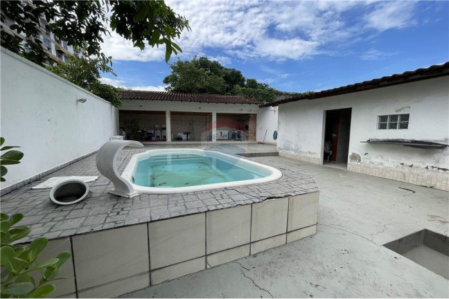 Imagem Casa com 3 Quartos à Venda, 309 m² em Vila Isabel - Rio De Janeiro Imagem Casa com 3 Quartos à Venda, 309 m² em Vila Isabel - Rio De Janeiro