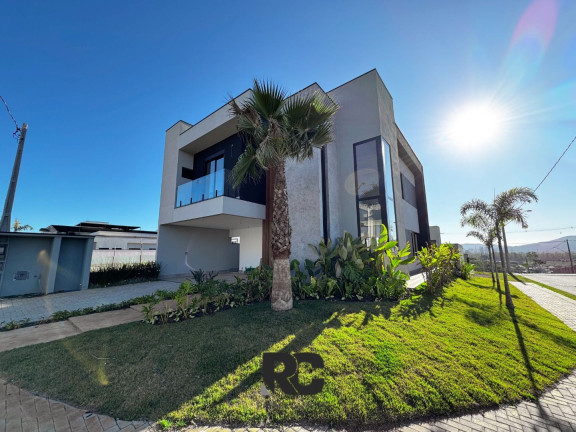 Sobrado com 4 Quartos à Venda, 320 m² em Mosaico Essence - Mogi Das Cruzes