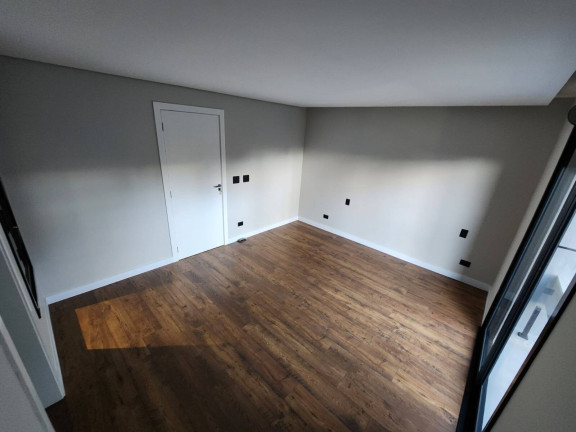 Imagem Sobrado com 3 Quartos à Venda, 166 m² em Pilarzinho - Curitiba