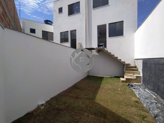 Imagem Casa com 2 Quartos à Venda, 136 m² em Liberdade - Santa Luzia