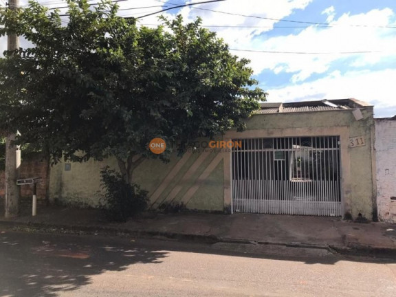 Casa com 2 Quartos à Venda, 250 m² em Vila Alba - Araçatuba