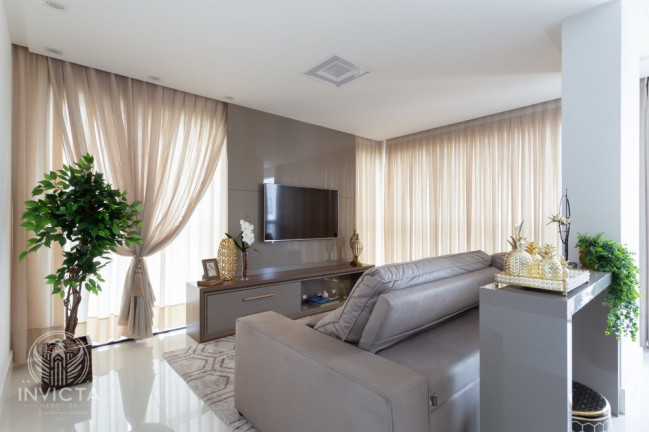 Imagem Apartamento com 3 Quartos à Venda, 123 m² em Centro - Balneário Camboriú Imagem Apartamento com 3 Quartos à Venda, 123 m² em Centro - Balneário Camboriú