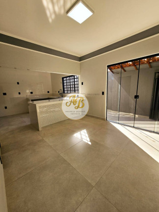 Casa com 4 Quartos à Venda, 250 m² em Prolongamento Jardim ângela Rosa - Franca