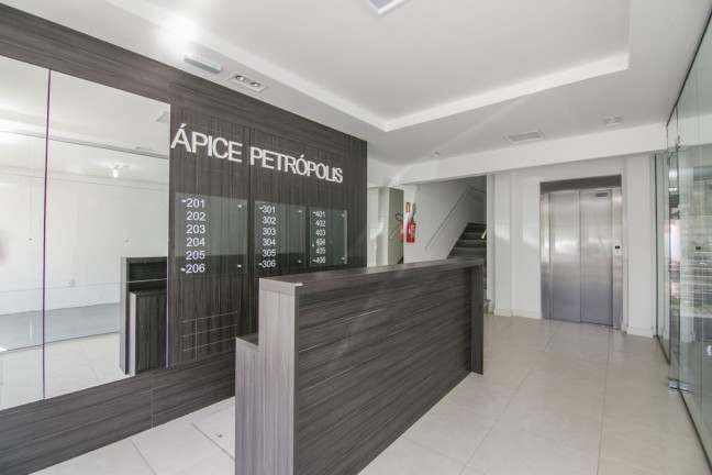 Imagem Sala Comercial à Venda, 21 m² em Petrópolis - Porto Alegre Imagem Sala Comercial à Venda, 21 m² em Petrópolis - Porto Alegre