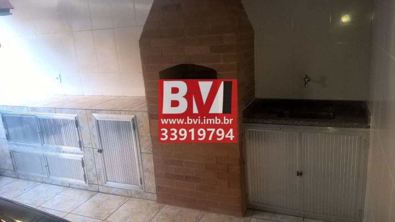 Imagem Casa com 2 Quartos à Venda, 157 m² em Irajá - Rio De Janeiro Imagem Casa com 2 Quartos à Venda, 157 m² em Irajá - Rio De Janeiro