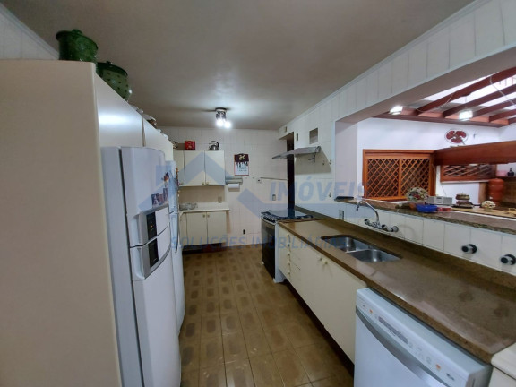 Imagem Sobrado com 5 Quartos à Venda, 380 m² em Jardim Lindóia - Porto Alegre