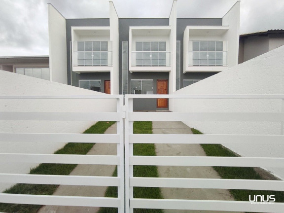 Sobrado com 2 Quartos à Venda, 83 m² em Forquilhas - São José