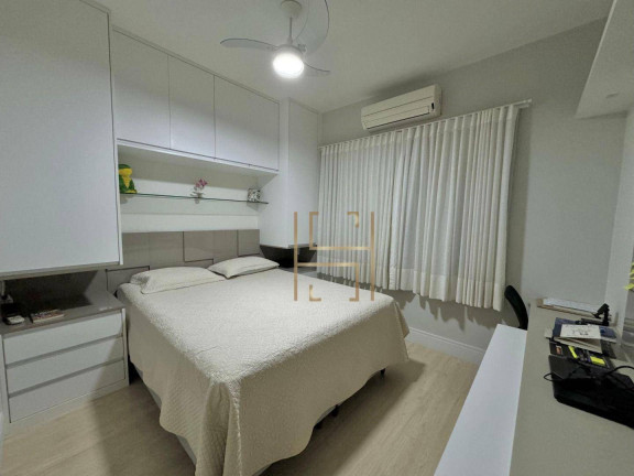 Imagem Casa com 3 Quartos à Venda, 245 m² em Nova Carapina I - Serra Imagem Casa com 3 Quartos à Venda, 245 m² em Nova Carapina I - Serra