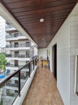Imagem Apartamento com 3 Quartos à Venda, 130 m² em Pitangueiras - Guarujá