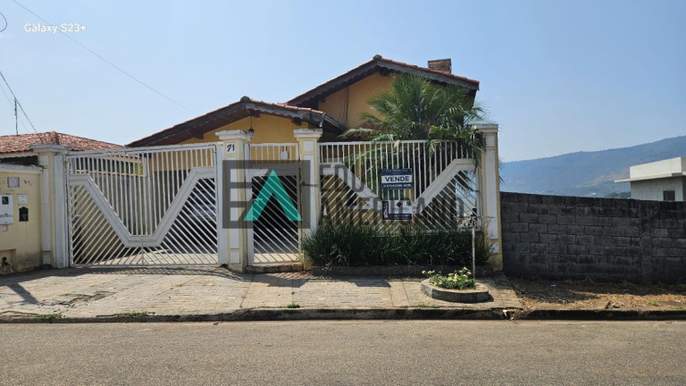 Imagem Casa com 3 Quartos à Venda, 130 m² em Jardim Do Lago - Atibaia Imagem Casa com 3 Quartos à Venda, 130 m² em Jardim Do Lago - Atibaia