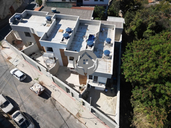 Casa com 3 Quartos à Venda, 174 m² em Planalto - Belo Horizonte