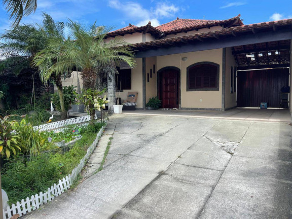 Imagem Casa com 3 Quartos à Venda, 136 m² em Vila Capri - Araruama