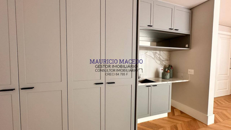 Imagem Casa com 4 Quartos à Venda, 730 m² em Alphaville - Santana De Parnaíba Imagem Casa com 4 Quartos à Venda, 730 m² em Alphaville - Santana De Parnaíba