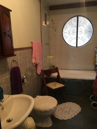Imagem Casa com 5 Quartos à Venda, 653 m² em Várzea - Teresópolis
