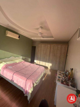 Imagem Apartamento com 3 Quartos à Venda, 123 m² em Rio Branco - Porto Alegre