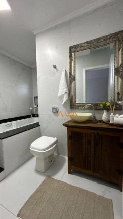 Imagem Casa com 4 Quartos à Venda, 340 m² em Ingleses - Florianópolis Imagem Casa com 4 Quartos à Venda, 340 m² em Ingleses - Florianópolis