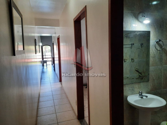 Imagem Imóvel com 4 Quartos à Venda, 120 m²