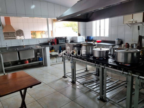 Imagem Casa com 3 Quartos à Venda, 290 m² em Retiro - Jundiaí Imagem Casa com 3 Quartos à Venda, 290 m² em Retiro - Jundiaí