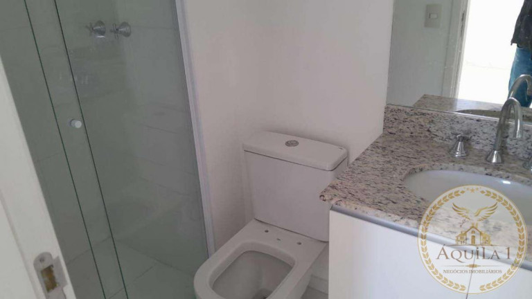 Apartamento com 2 Quartos para Alugar, 60 m² em Jardim Tupanci - Barueri