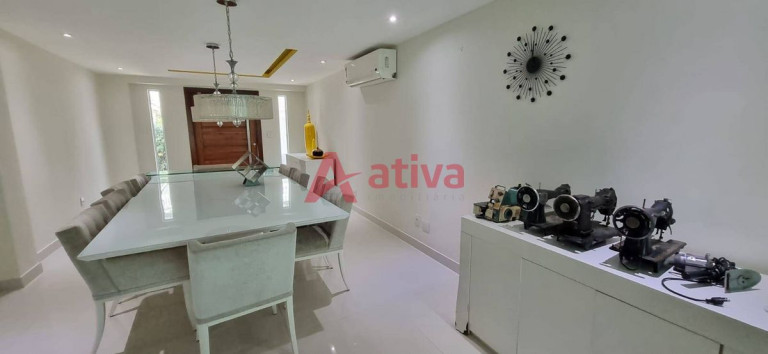 Imagem Casa de Condomínio com 3 Quartos à Venda, 500 m² em Recreio Dos Bandeirantes - Rio De Janeiro Imagem Casa de Condomínio com 3 Quartos à Venda, 500 m² em Recreio Dos Bandeirantes - Rio De Janeiro