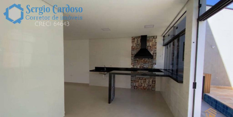 Sobrado com 3 Quartos à Venda, 126 m² em Jd. Suarão - Itanhaém