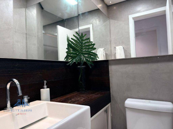 Imagem Apartamento com 4 Quartos à Venda, 131 m² em Centro - Florianópolis Imagem Apartamento com 4 Quartos à Venda, 131 m² em Centro - Florianópolis