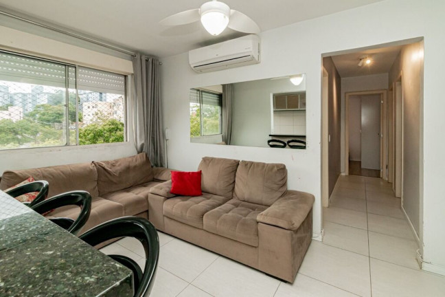 Imagem Apartamento com 3 Quartos à Venda, 63 m² em Santo Antônio - Porto Alegre