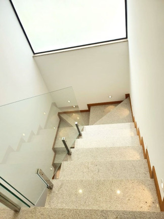 Imagem Casa com 3 Quartos à Venda, 170 m² em Comary - Teresópolis Imagem Casa com 3 Quartos à Venda, 170 m² em Comary - Teresópolis