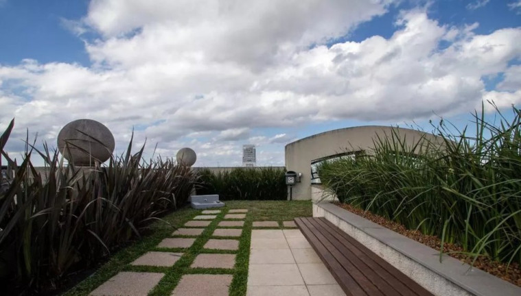Imagem Apartamento com 2 Quartos à Venda, 50 m² em Centro - Curitiba