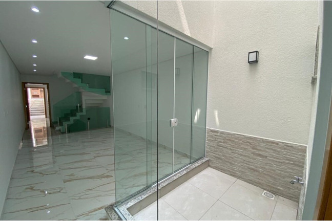 Imagem Casa com 3 Quartos à Venda, 200 m² em Vila Salete - São Paulo Imagem Casa com 3 Quartos à Venda, 200 m² em Vila Salete - São Paulo