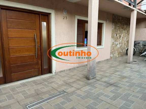 Imagem Casa com 3 Quartos à Venda, 146 m² em Agriões - Teresópolis