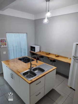 Imagem Sobrado com 4 Quartos à Venda, 202 m² em Cajuru - Curitiba