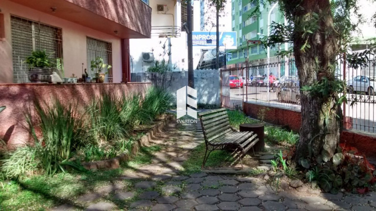 Imagem Apartamento com 3 Quartos à Venda, 76 m² em Centro - Santa Maria