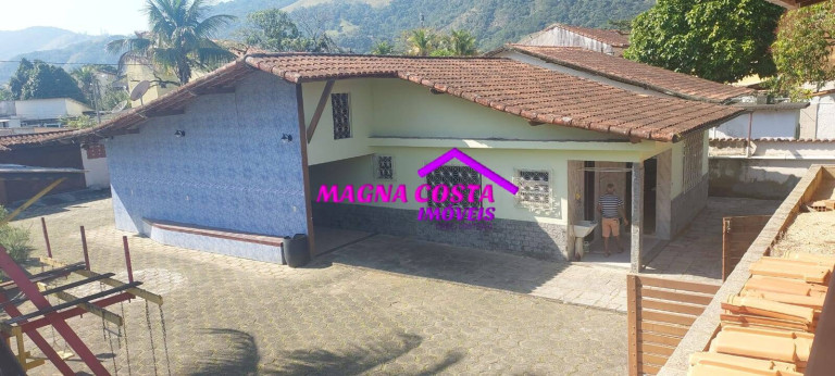 Imagem Casa com 5 Quartos à Venda, 400 m² em Praia Do Saco - Mangaratiba Imagem Casa com 5 Quartos à Venda, 400 m² em Praia Do Saco - Mangaratiba