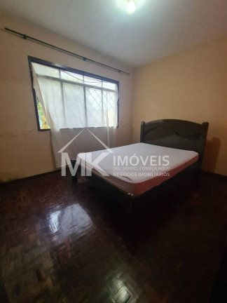 Imagem Casa com 3 Quartos à Venda, 220 m² em Capão Da Imbuia - Curitiba