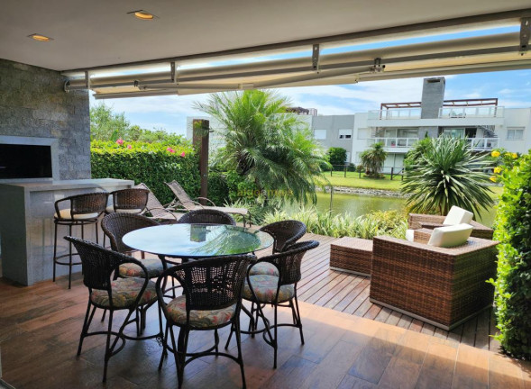 Imagem Casa com 2 Quartos à Venda, 133 m² em Condominio Rossi Atlantida - Xangri-lá Imagem Casa com 2 Quartos à Venda, 133 m² em Condominio Rossi Atlantida - Xangri-lá