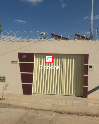 Casa com 2 Quartos à Venda, 100 m² em Nova América - Montes Claros