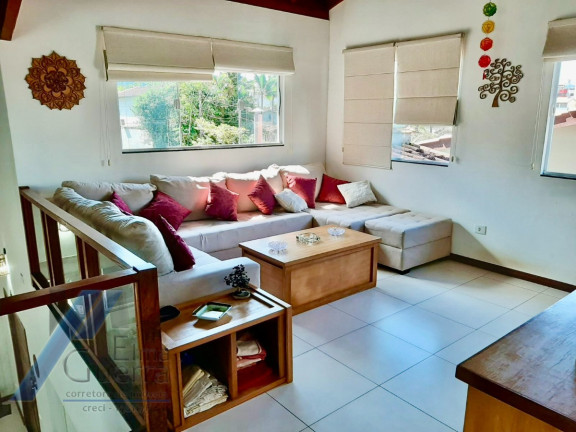 Imagem Casa com 4 Quartos à Venda, 205 m² em Toninhas - Ubatuba Imagem Casa com 4 Quartos à Venda, 205 m² em Toninhas - Ubatuba