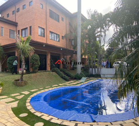 Imóvel com 7 Quartos para Alugar,  em Antes Do Centro - Ibiúna