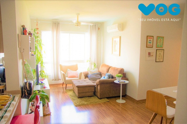 Imagem Imóvel com 2 Quartos à Venda, 64 m² em Jardim Carvalho - Porto Alegre Imagem Imóvel com 2 Quartos à Venda, 64 m² em Jardim Carvalho - Porto Alegre