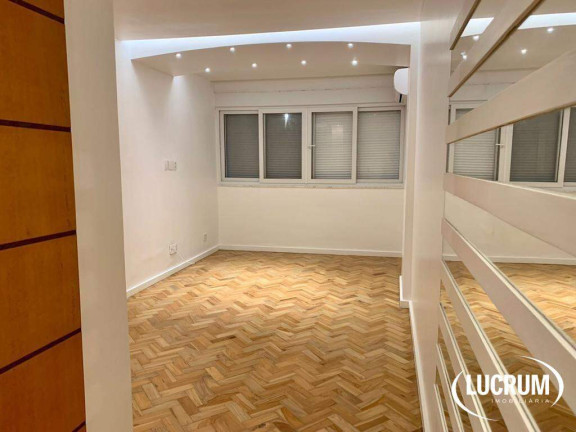 Imagem Apartamento com 2 Quartos à Venda, 70 m² em Copacabana - Rio De Janeiro