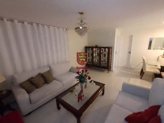 Imagem Casa com 3 Quartos à Venda, 210 m² em Estreito - Florianópolis Imagem Casa com 3 Quartos à Venda, 210 m² em Estreito - Florianópolis