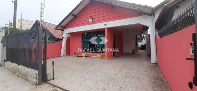 Imagem Casa com 2 Quartos à Venda, 80 m² em Balneário - Florianópolis