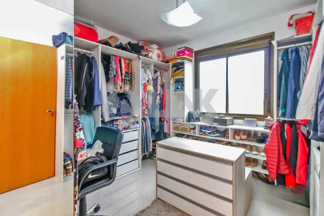Imagem Apartamento com 3 Quartos à Venda, 73 m² em Cristo Redentor - Porto Alegre Imagem Apartamento com 3 Quartos à Venda, 73 m² em Cristo Redentor - Porto Alegre