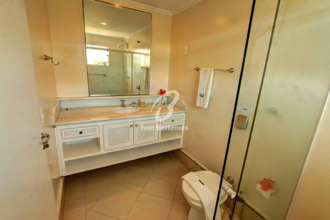 Imagem Casa com 5 Quartos para Temporada, em Canto Grande - Bombinhas Imagem Casa com 5 Quartos para Temporada, em Canto Grande - Bombinhas