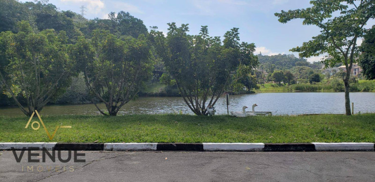 Imagem Casa com 3 Quartos à Venda, 300 m² em Caputera - Arujá Imagem Casa com 3 Quartos à Venda, 300 m² em Caputera - Arujá