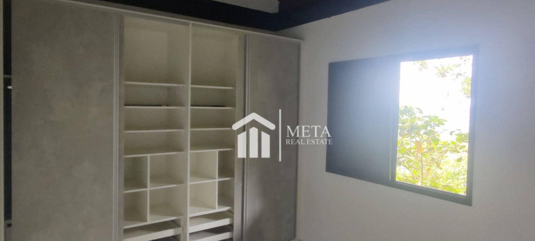Imagem Imóvel com 3 Quartos à Venda, 200 m² em Alpes Da Cantareira - Mairiporã